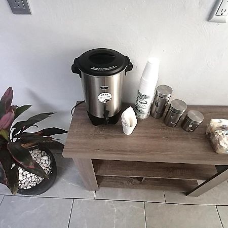 Hotel Hcm Гуадалахара Екстериор снимка